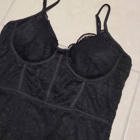 Faded Rose Black Lace Bodysuit ♥️ Medium - Picture 3 of 13